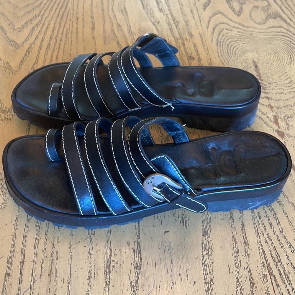 Donald Pliner black multi strap leather sandals 9.5